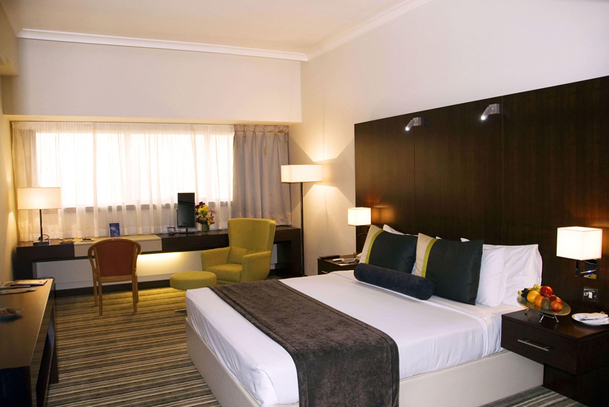 Avari Dubai Hotel Room photo